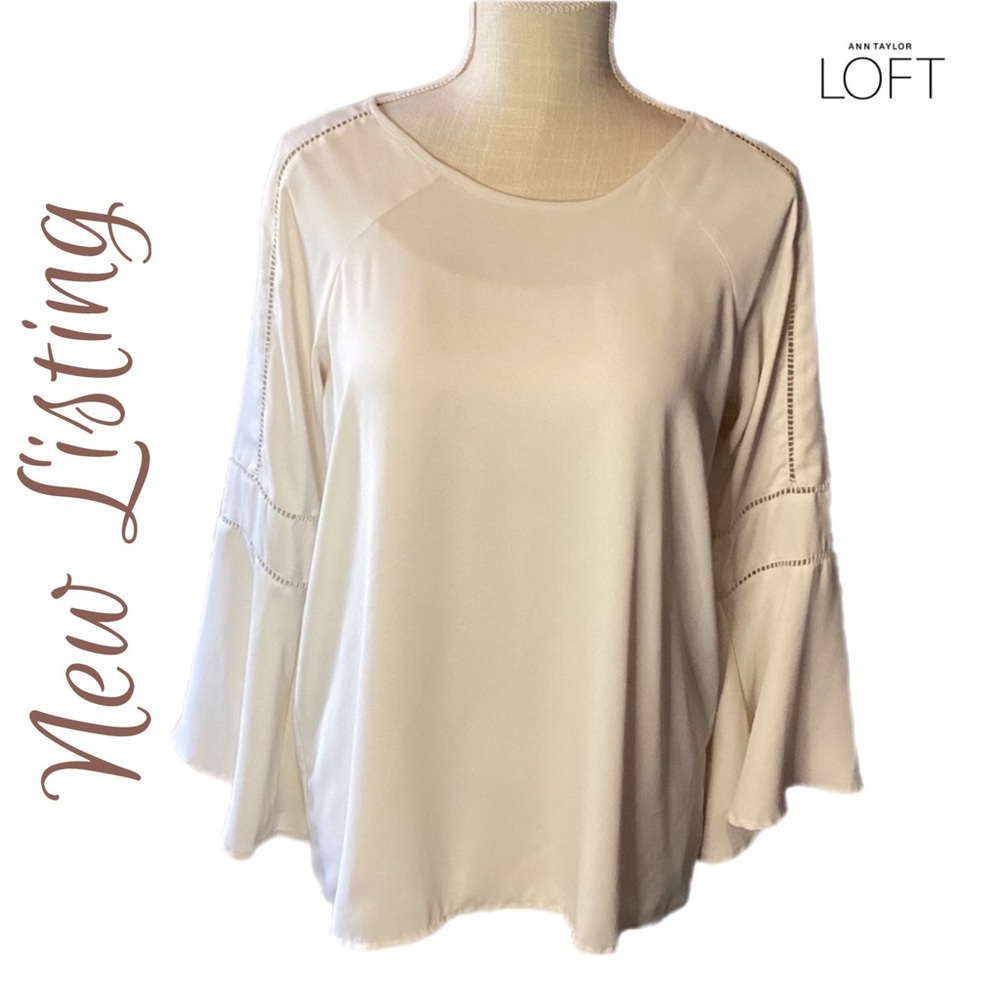 Ann Taylor Loft Blouse Womens Size XS CREAM Bell Sleeve Keyhole Sleeve BohoDone